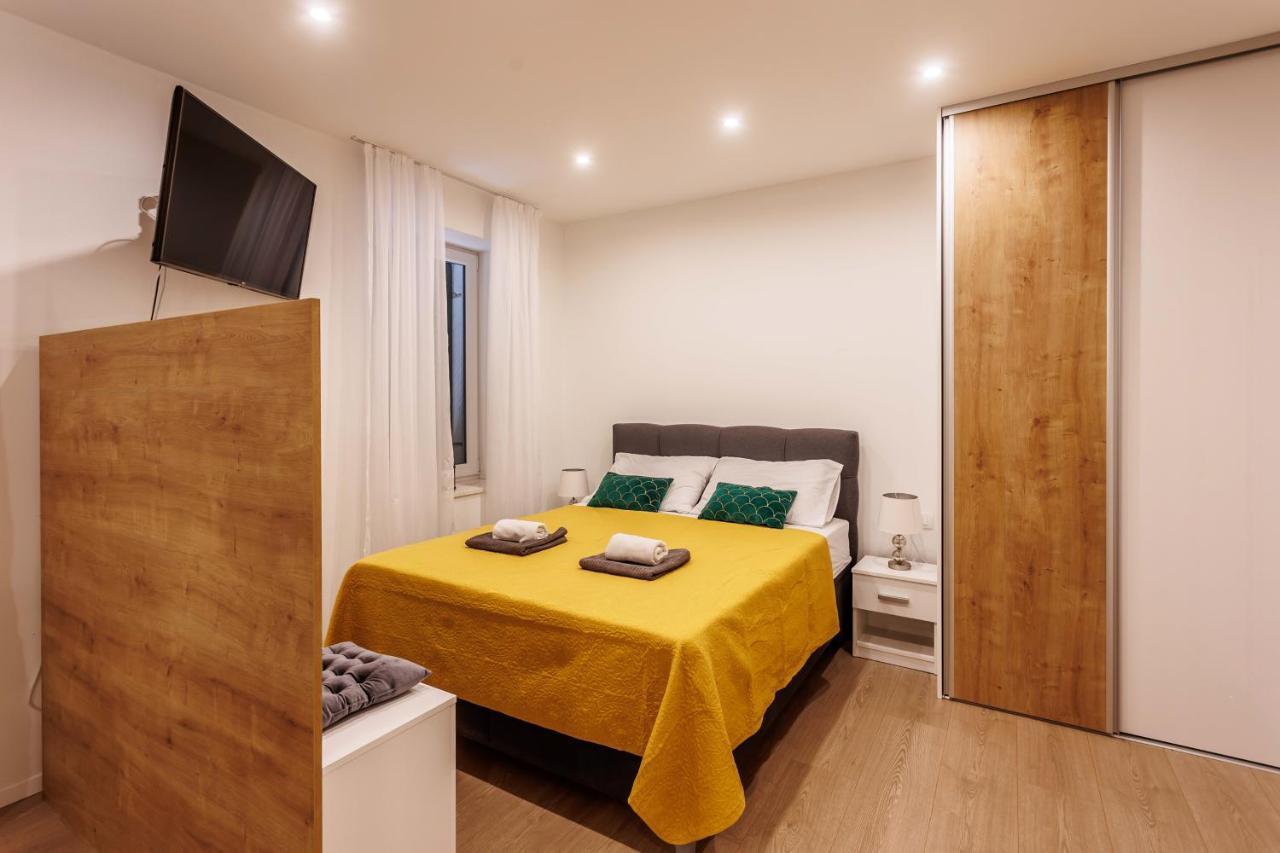 Blue Pearl-Split Town Center Apartament エクステリア 写真
